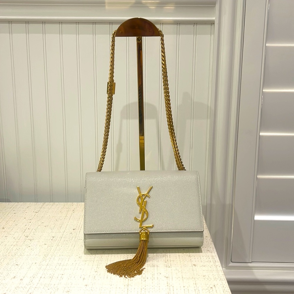 Saint Laurent YSL Kate Shoulder Bag with Chain. Worn twice only.
